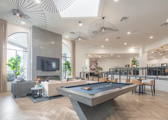 Fully Stocked Kitchen Upscale Gourmet Retreat *