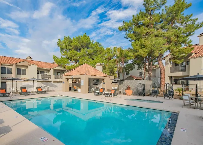 Fully Stocked Kitchen Upscale Gourmet Retreat *