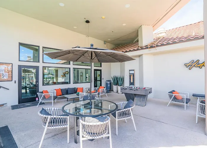 Fully Stocked Kitchen Upscale Gourmet Retreat Scottsdale